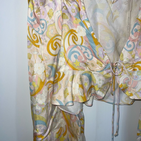 For Love And Lemons x revolve flowy sleeve Top new with tags - Picture 5 of 13